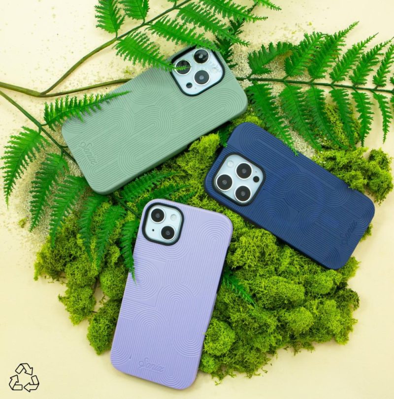 MagSafe iPhone Case Made From Recycled Plastic in Green Eco-Friendly Phone Cases